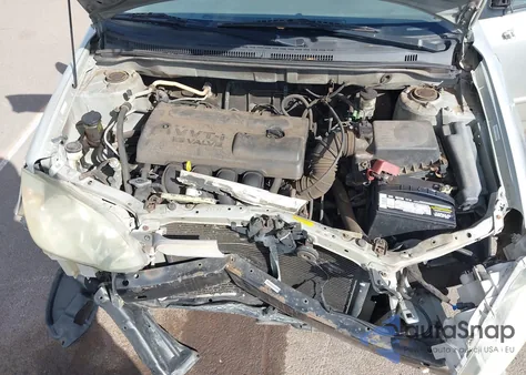 2004 Toyota Corolla Le z USA, uszkodzony, nr VIN 1NXBR32E04Z199134